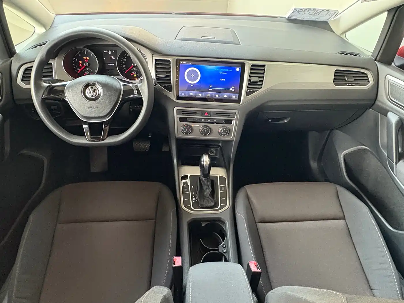 Volkswagen Golf Sportsvan 2016 1.6L Automatic Comfort фото 4