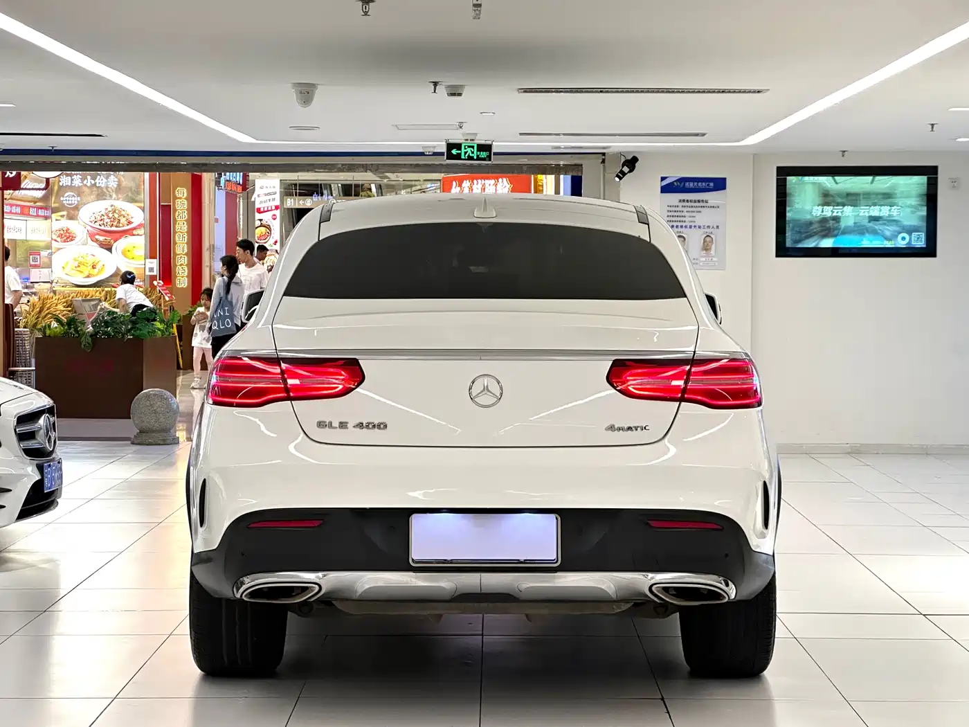 Mercedes-Benz GLE Coupe 2018 GLE 400 4MATIC Coupe SUV фото 6