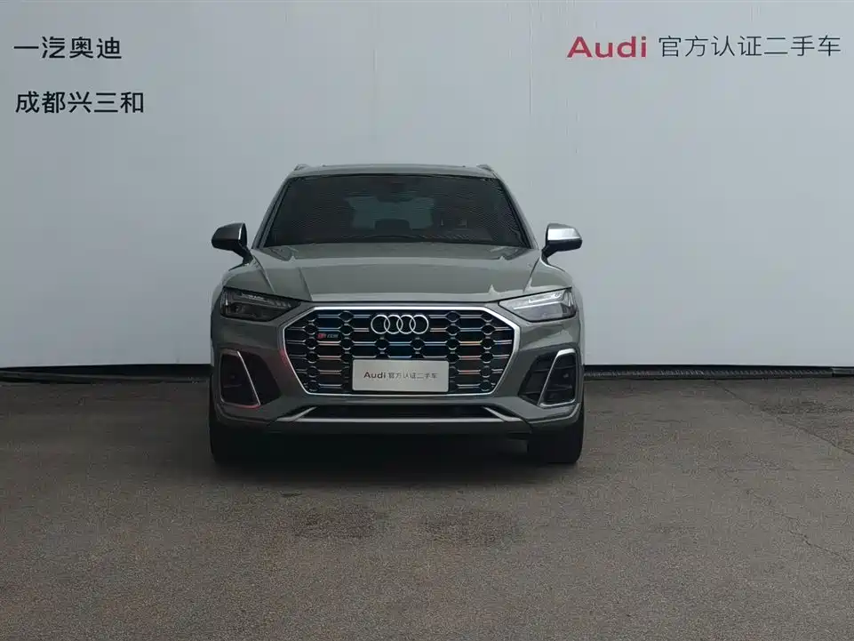 Audi SQ5 2021 3.0 TFSI quattro фото 2