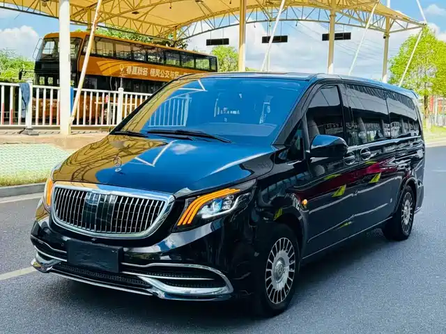 Mercedes-Benz Vito 2020 2.0T Business Edition (7-seater)