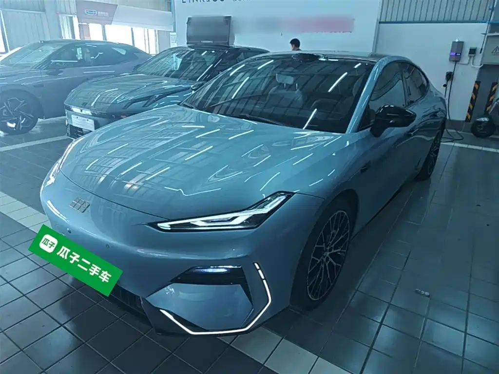 Geely Galaxy Galaxy E8 2025 620km AWD Starship LiDAR Smart Drive Edition