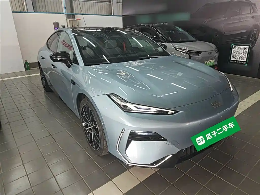 Geely Galaxy Galaxy E8 2025 620km AWD Starship LiDAR Smart Drive Edition фото 4