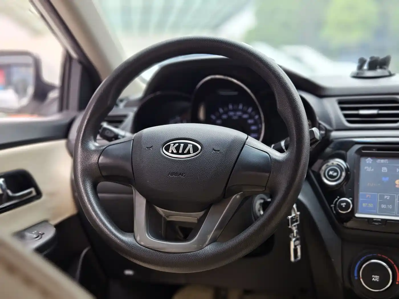 Kia K2 2012 2011 Sedan 1.4L AT GLS
