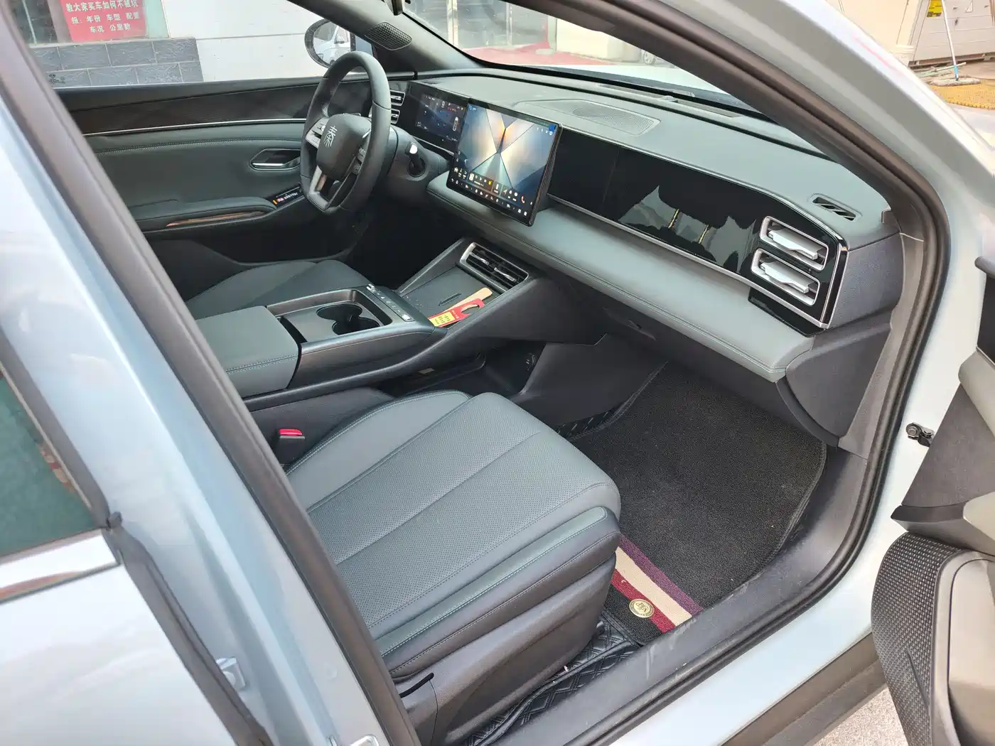 BYD Qin L 2026 Model DM-i Smart Drive Edition 128KM Pioneer фото 10