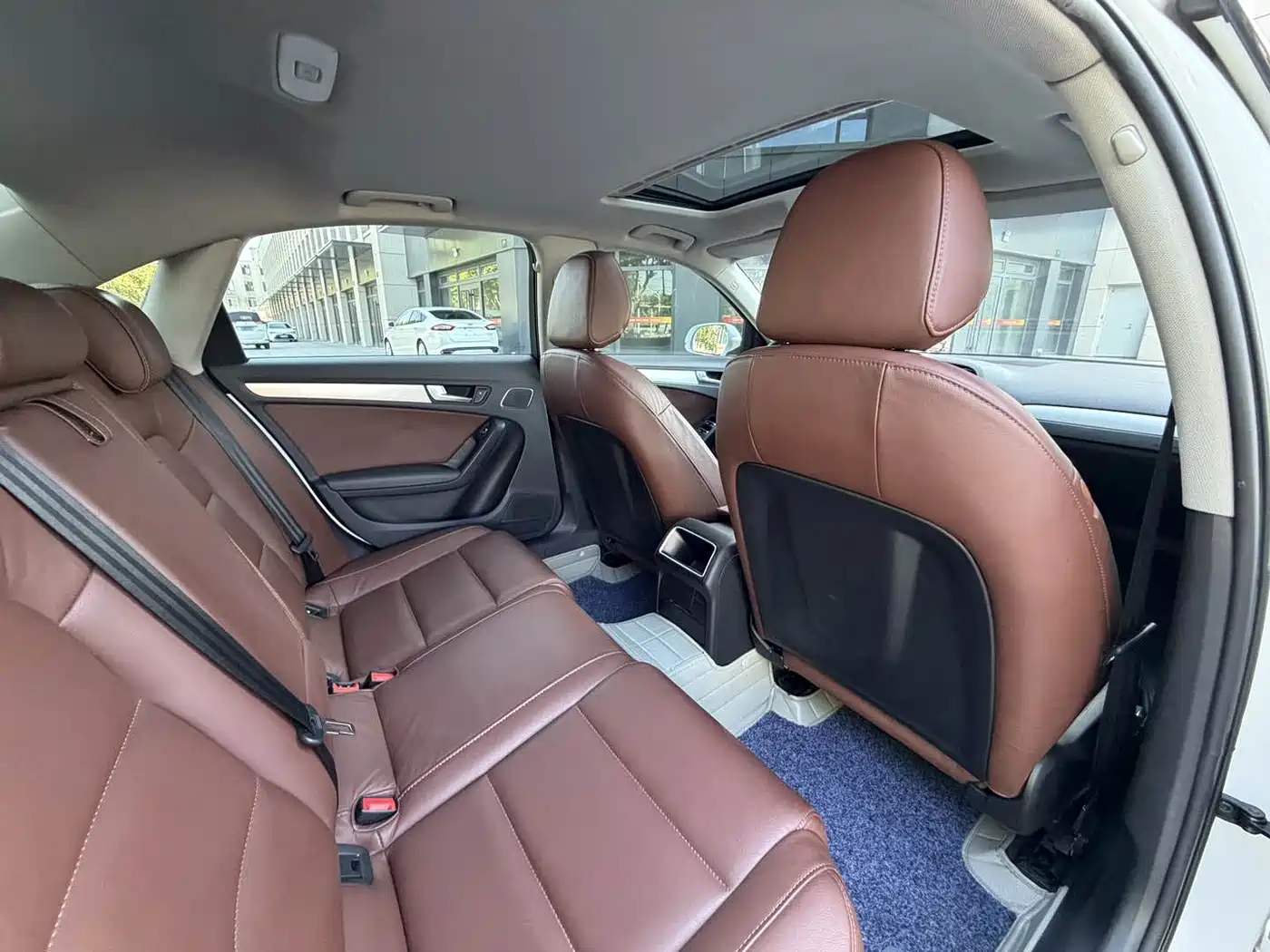 Audi A4L 2013 35 TFSI Automatic Standard фото 11