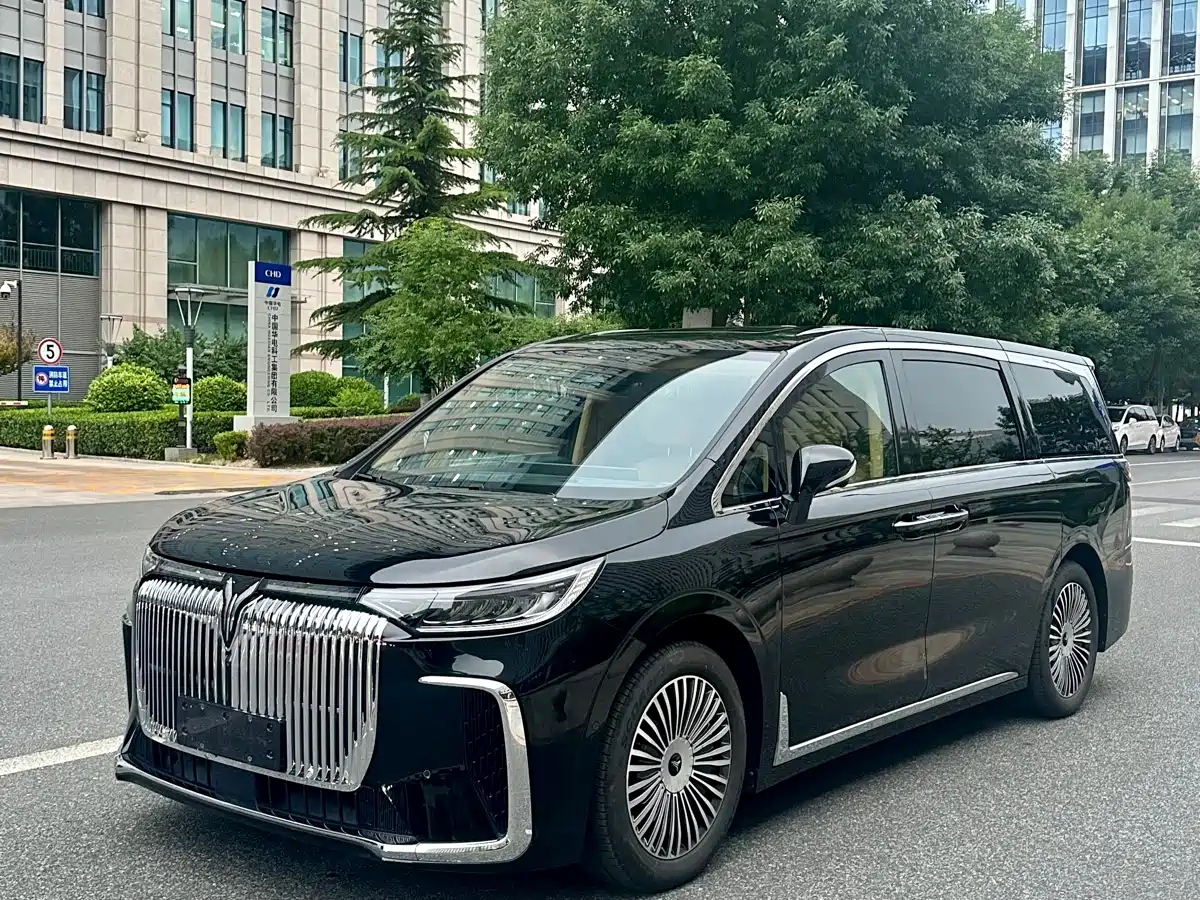 Voyah Auto Voyah Dreamer 2025 PHEV 4WD Kunpeng Premium Edition