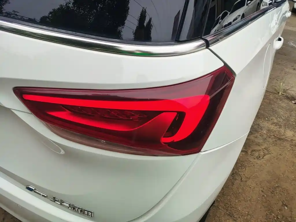 Buick GL6 2023 2021 323T Mild Hybrid Connected Luxury