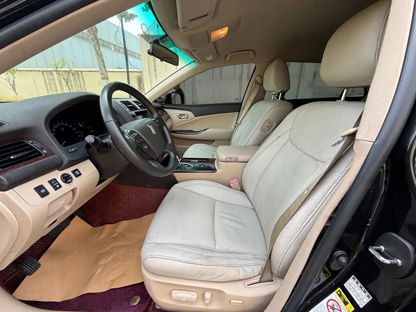 Toyota Crown 2010 2.5L Royal фото 9