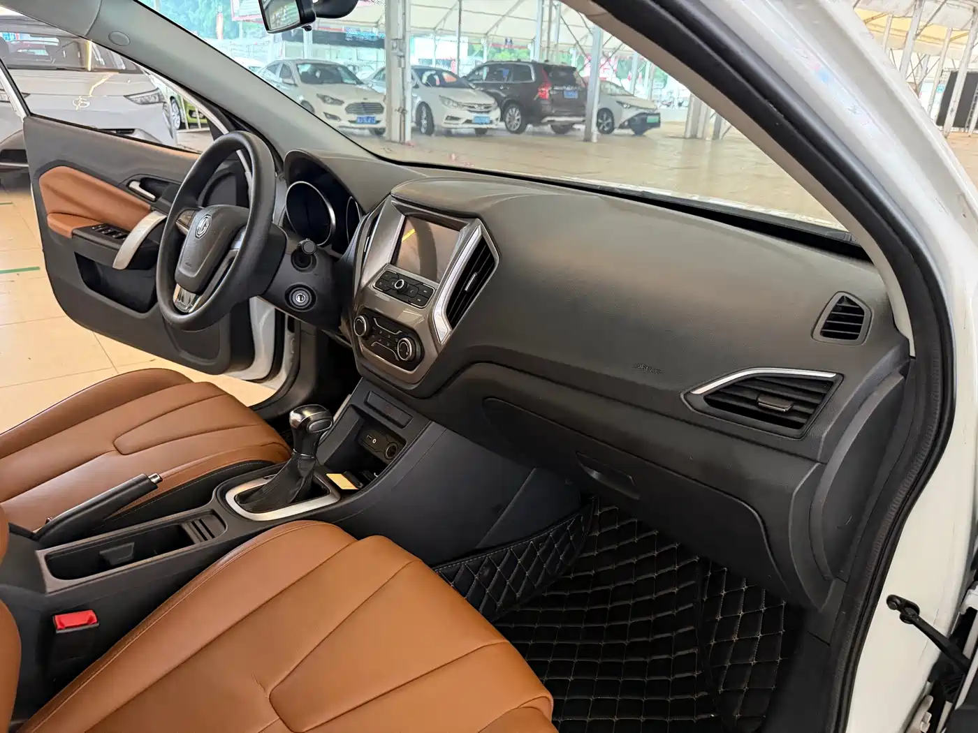MG GT 2016 2016 Model 1.5T Automatic Premium Luxury Edition