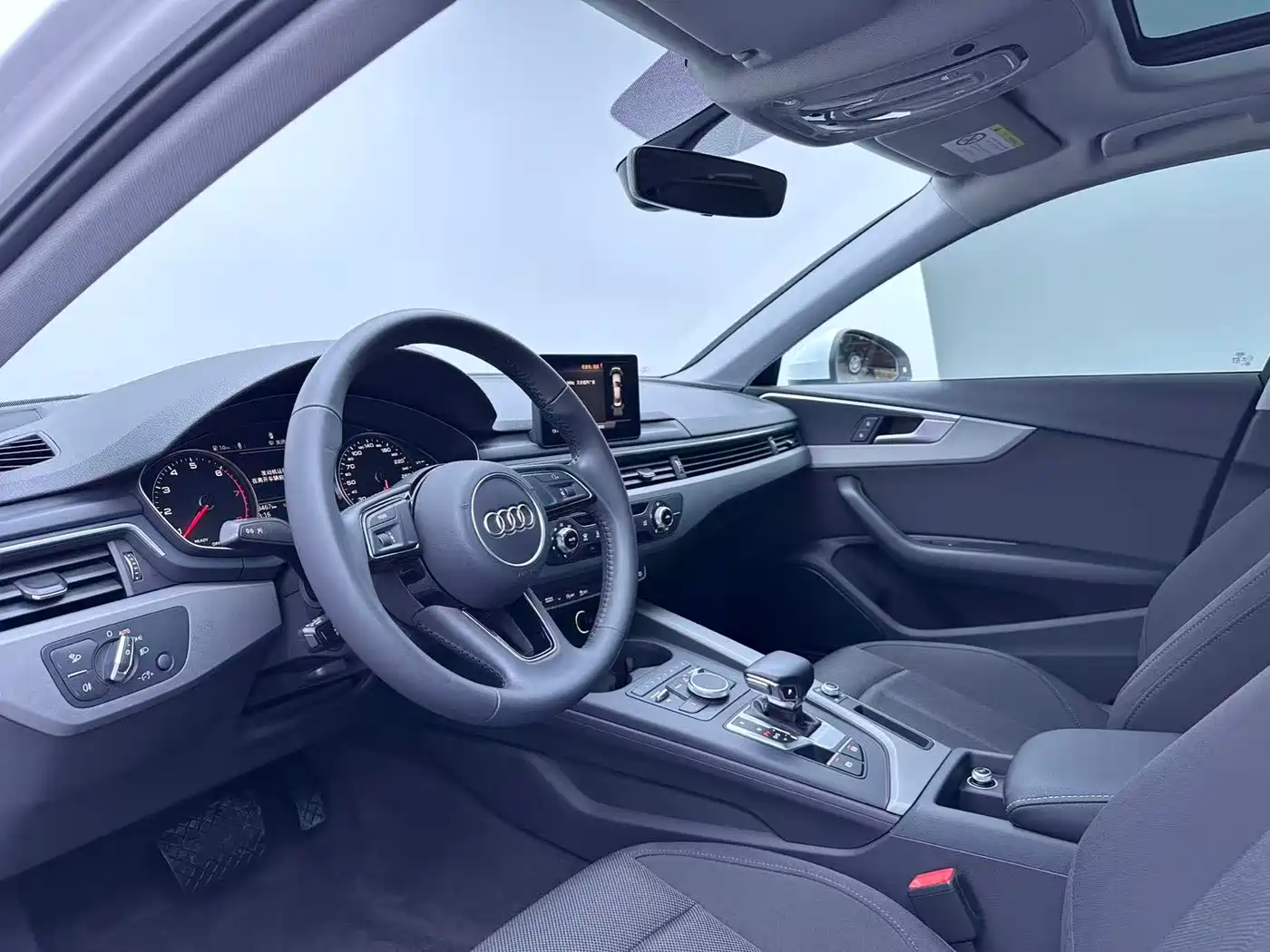 Audi A4L 2019 40 TFSI Progressive (China V) фото 4