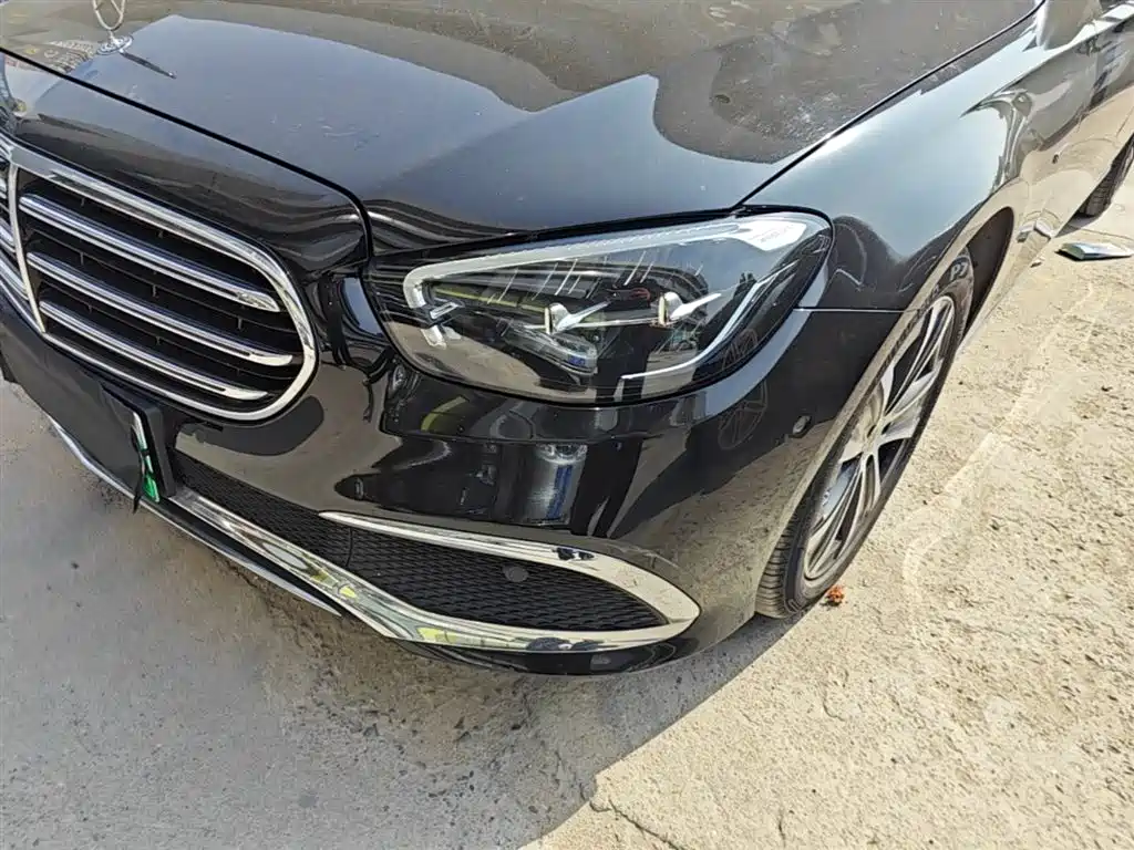 Mercedes-Benz E-Class New Energy 2021 E 350 e L Plug-in Hybrid Sedan фото 18