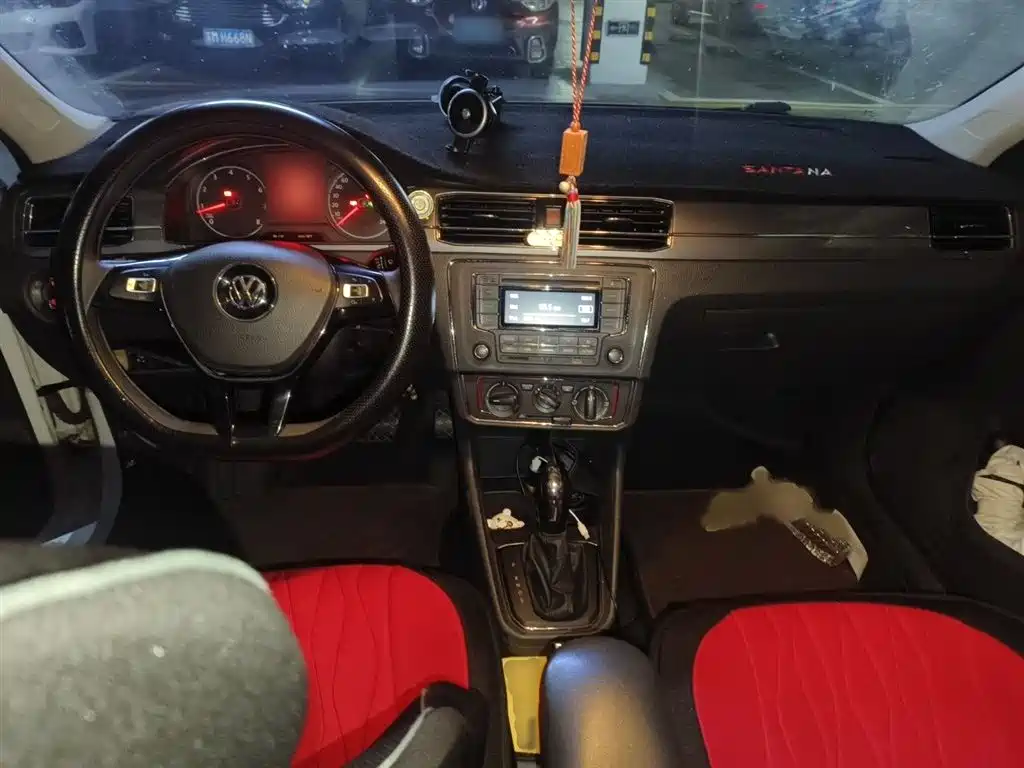 Volkswagen Santana 2016 1.6L Automatic Comfort Edition фото 13