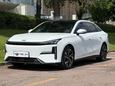 Geely Galaxy L6