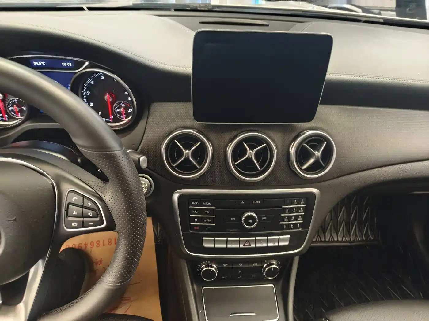 Mercedes-Benz GLA 2017 GLA 200 Fashion фото 8