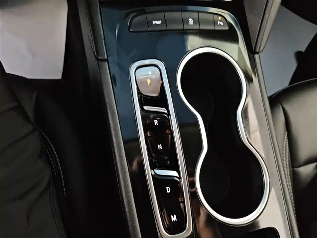 Buick Regal 2024 25T Ultra Comfort Edition фото 14