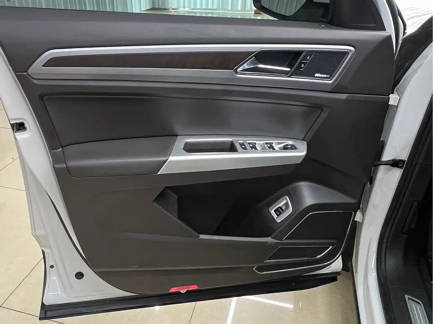 Volkswagen Teramont 2017 530 V6 AWD Ultimate Flagship Edition фото 8