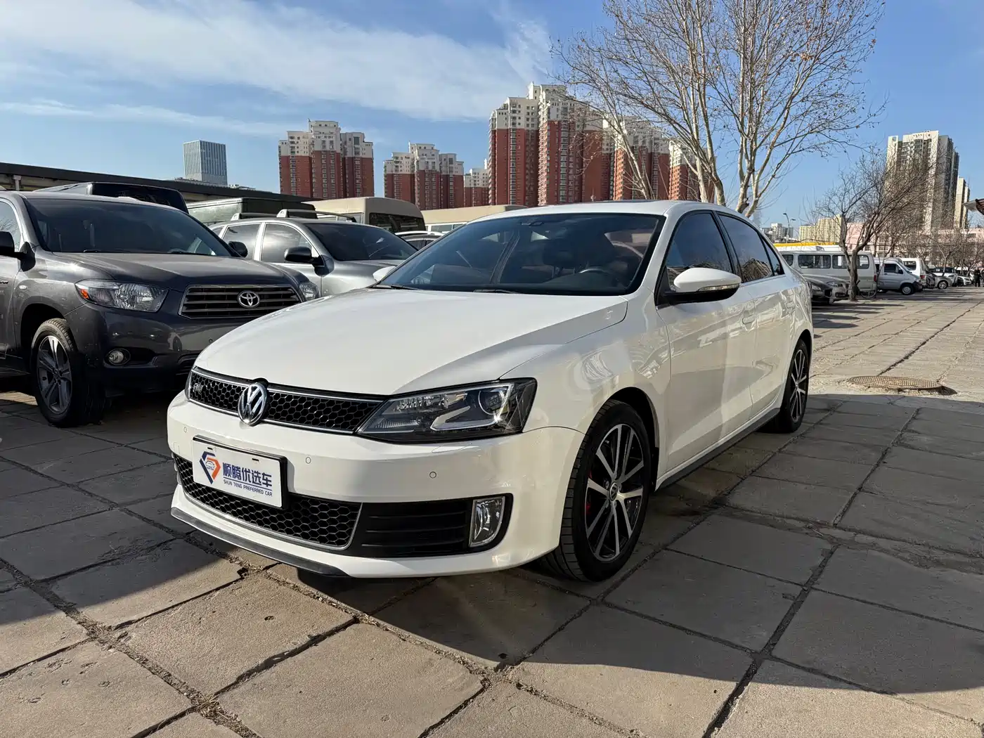 Volkswagen Sagitar 2013 2.0TSI GLI фото 5