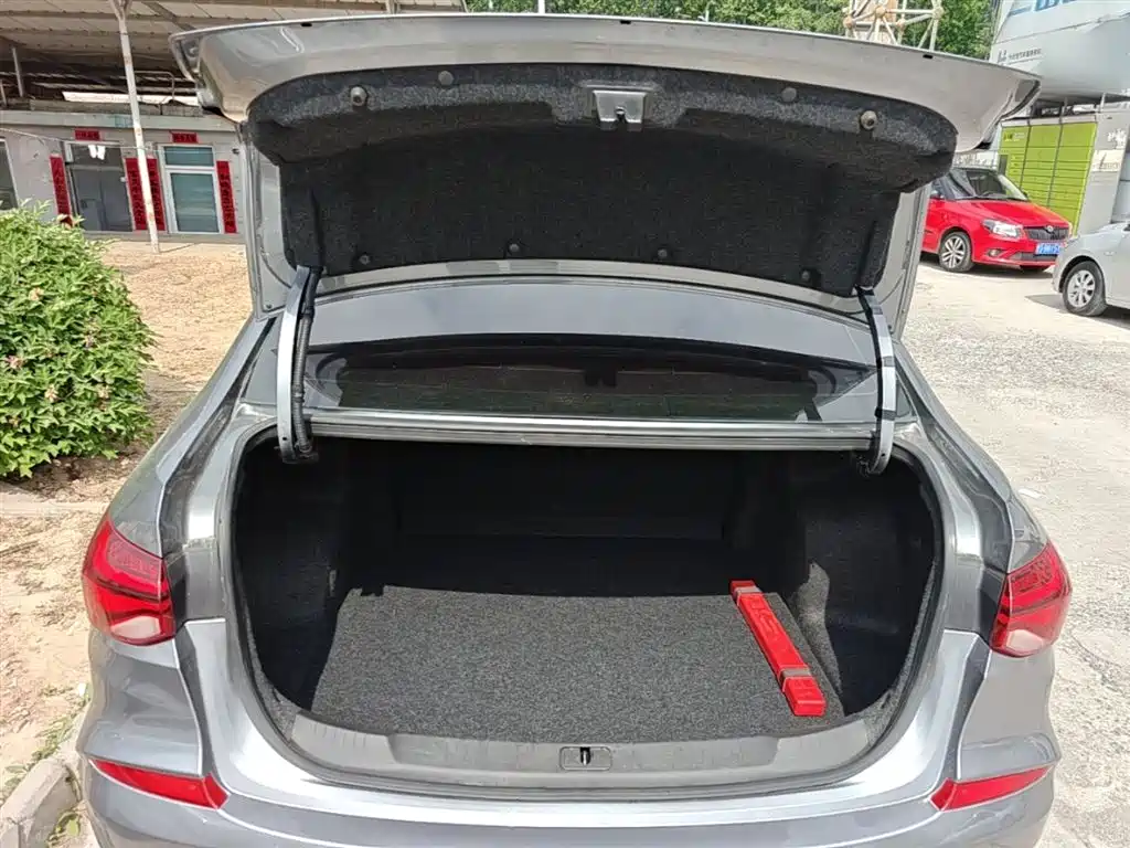 Chevrolet Monza 2019 320T Manual Joy Edition China VI фото 19
