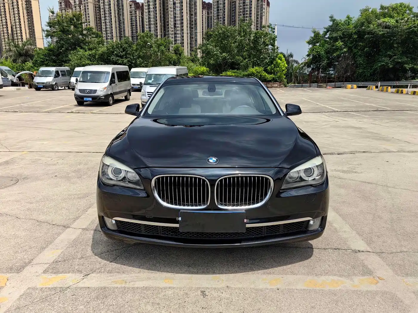 BMW 7 Series 2009 Model 740Li Leading Edition