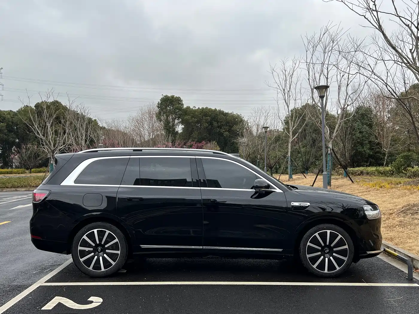 AITO Wenjie AITO M9 2025 Extended Range Ultra 52kWh 6-Seater фото 17