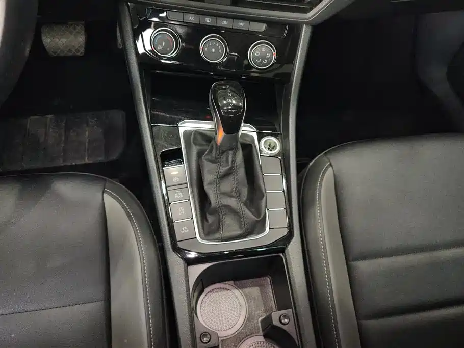 Volkswagen Sagitar 2019 280TSI DSG Comfort China V фото 16
