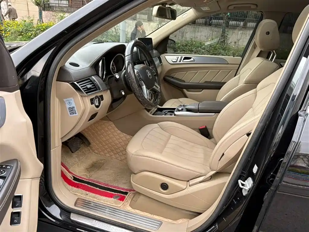 Mercedes-Benz GL-Class 2014 GL 400 4MATIC Dynamic фото 6
