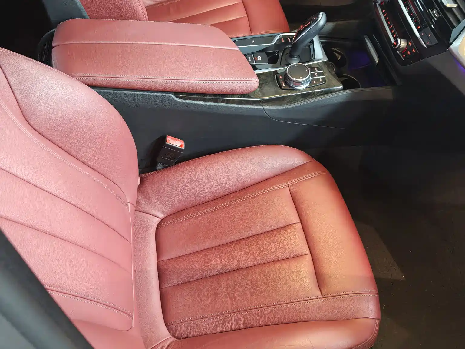 Photo 12 - BMW 5 Series