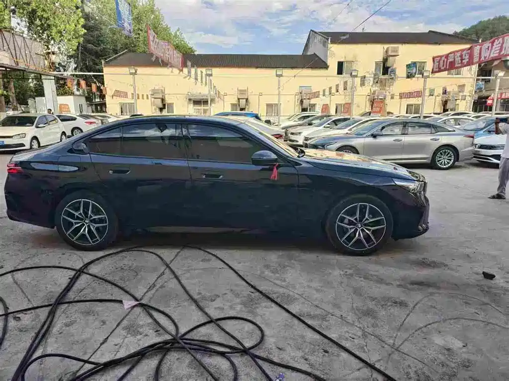 2026 BMW 5 Series (Import)