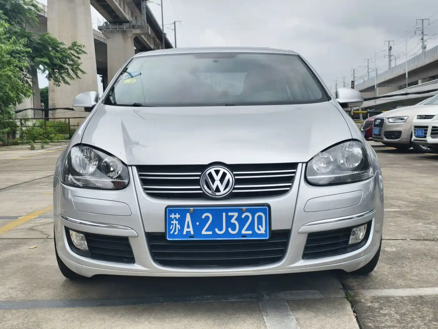 Volkswagen Sagitar 2011 2011 1.6L Automatic Fashion