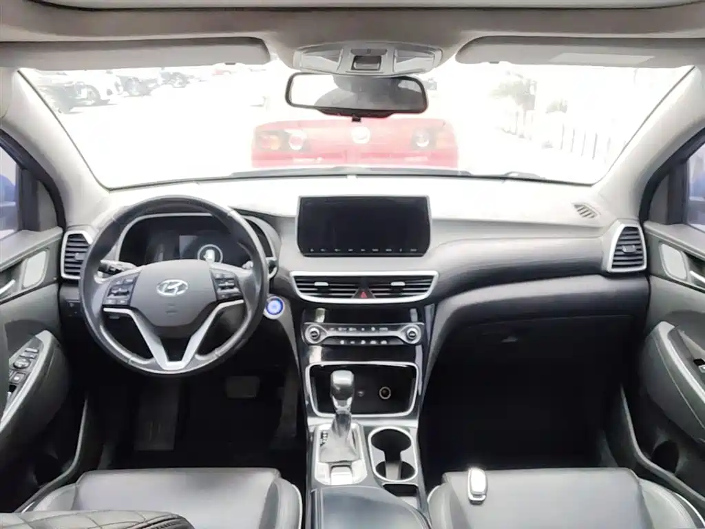 Hyundai Tucson 2019 280TGDi Dual Clutch 2WD Fashion Edition China V фото 13