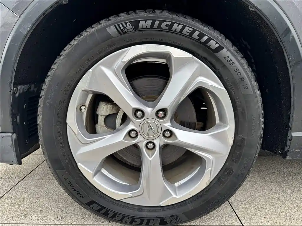 Фото 9 - Acura CDX