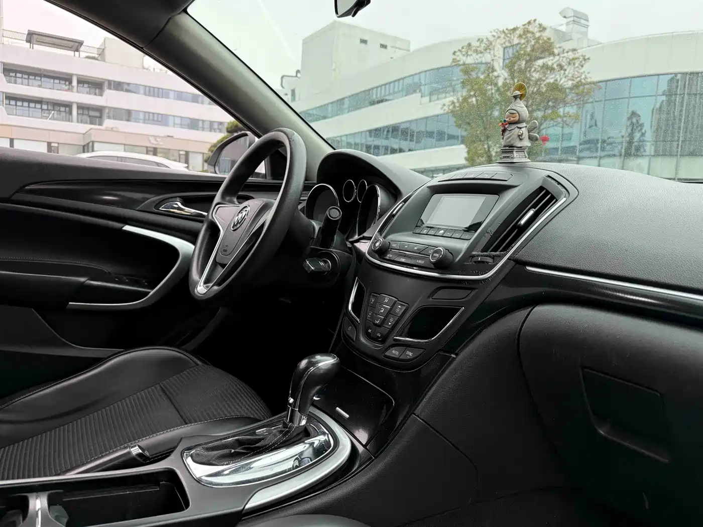 Buick Regal 2015 1.6T Leading Tech Edition фото 9