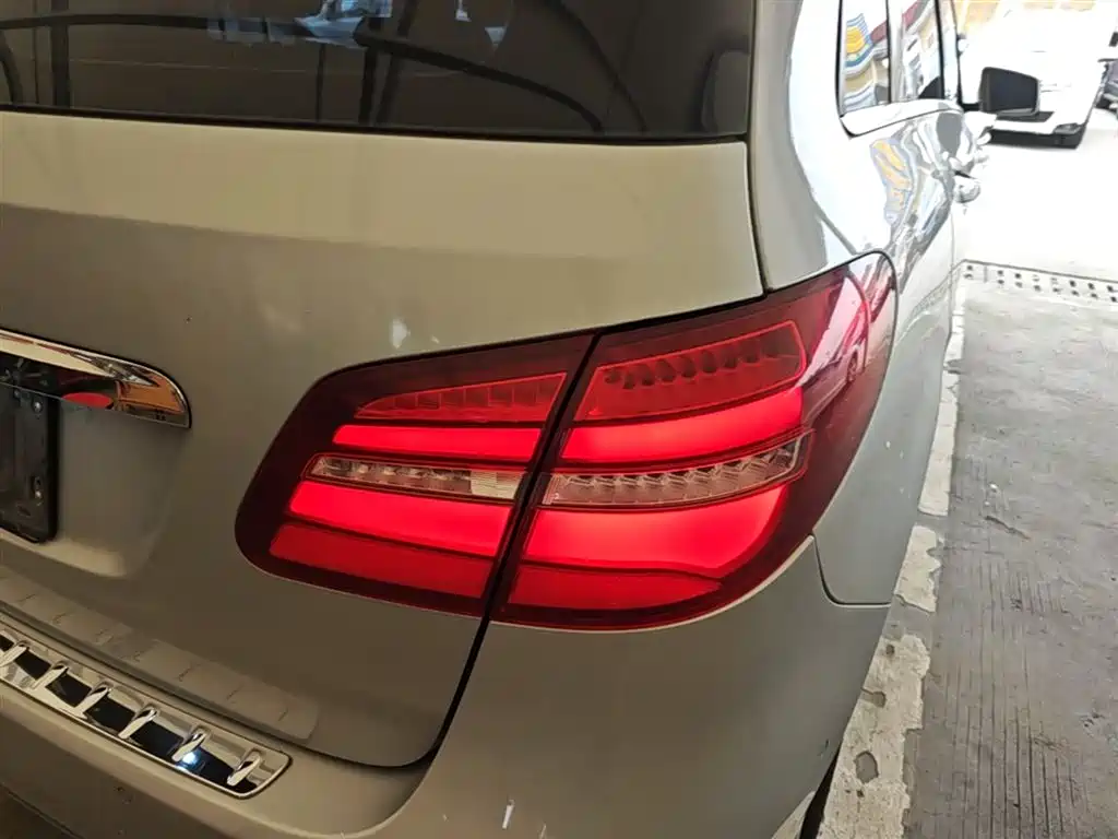 Mercedes-Benz B-Class 2015 B 200 Style фото 8