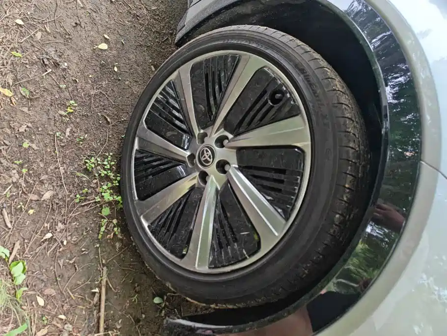 Toyota bZ5 2025 2025 Model 550 PRO