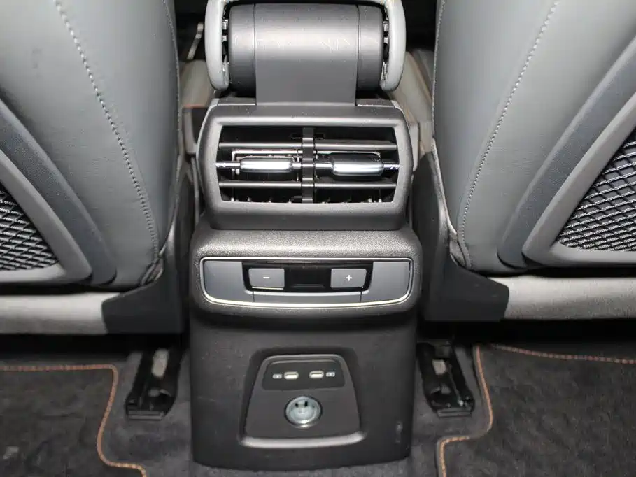 Audi Q4 e-tron 2024 2024 40 e-tron Pioneer Edition