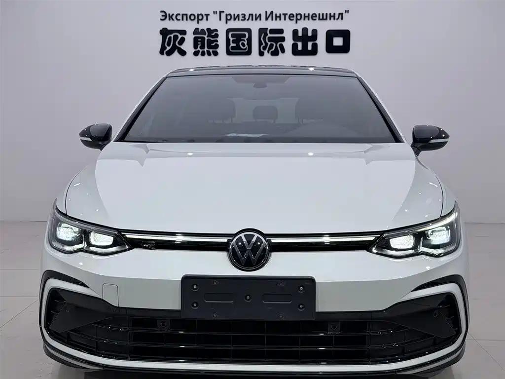 Volkswagen Golf 2023 Model 280TSI DSG R-Line фото 2