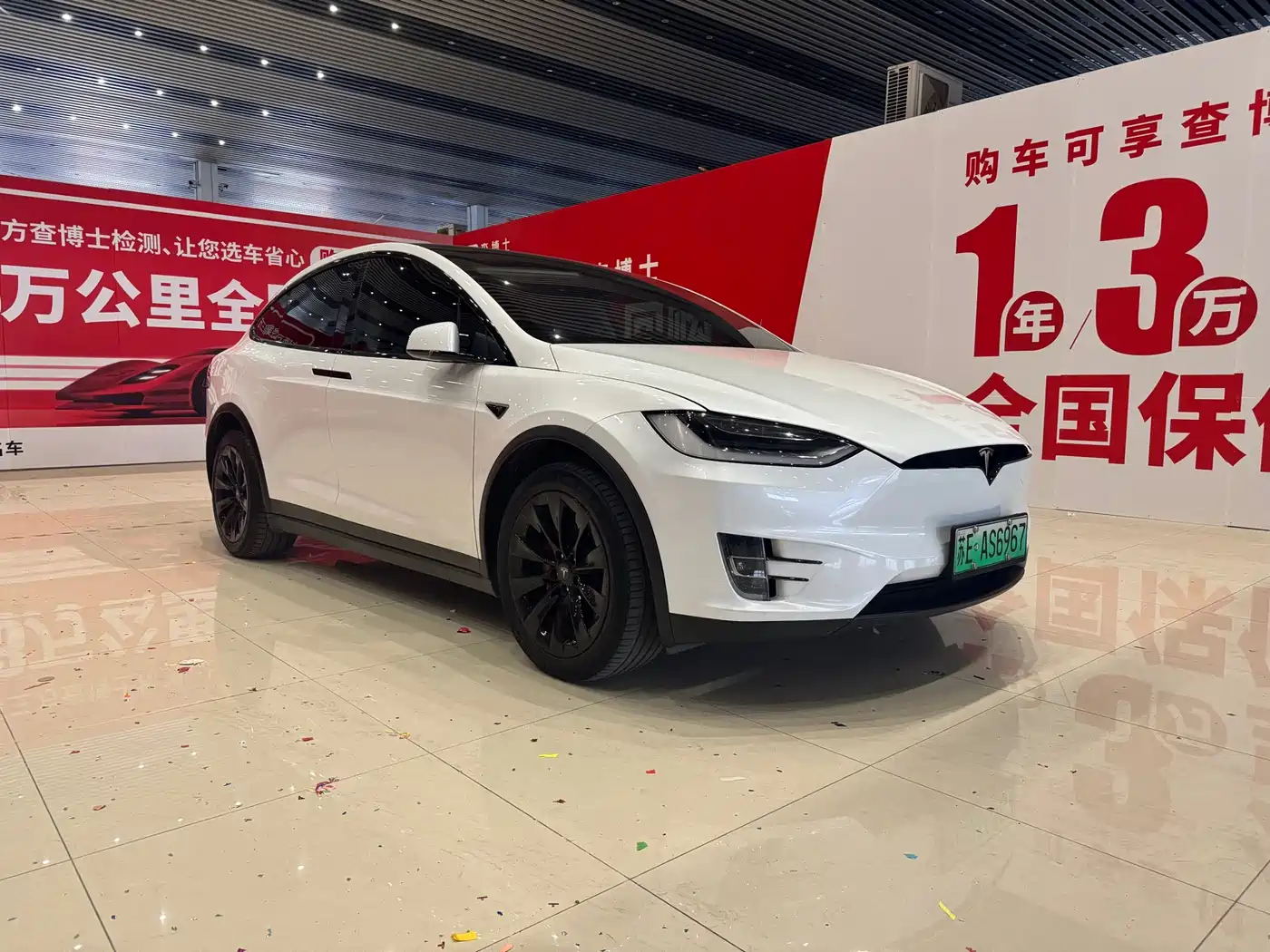 TESLA MODEL X
