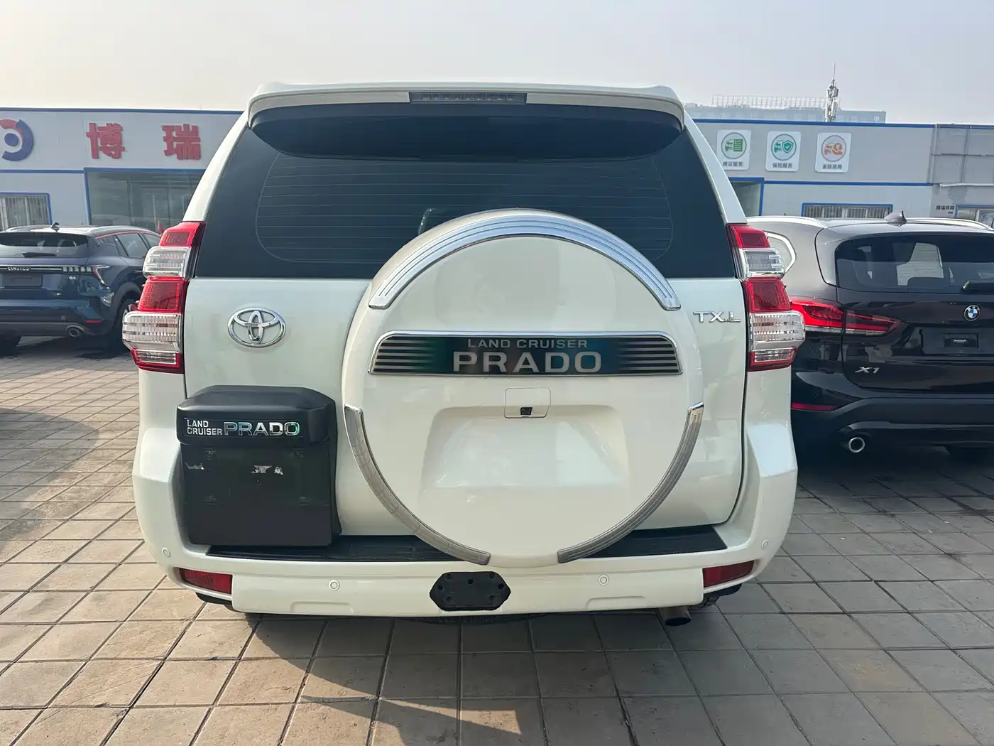 Toyota Prado (Import) 2014 2.7L Automatic Standard Edition фото 14