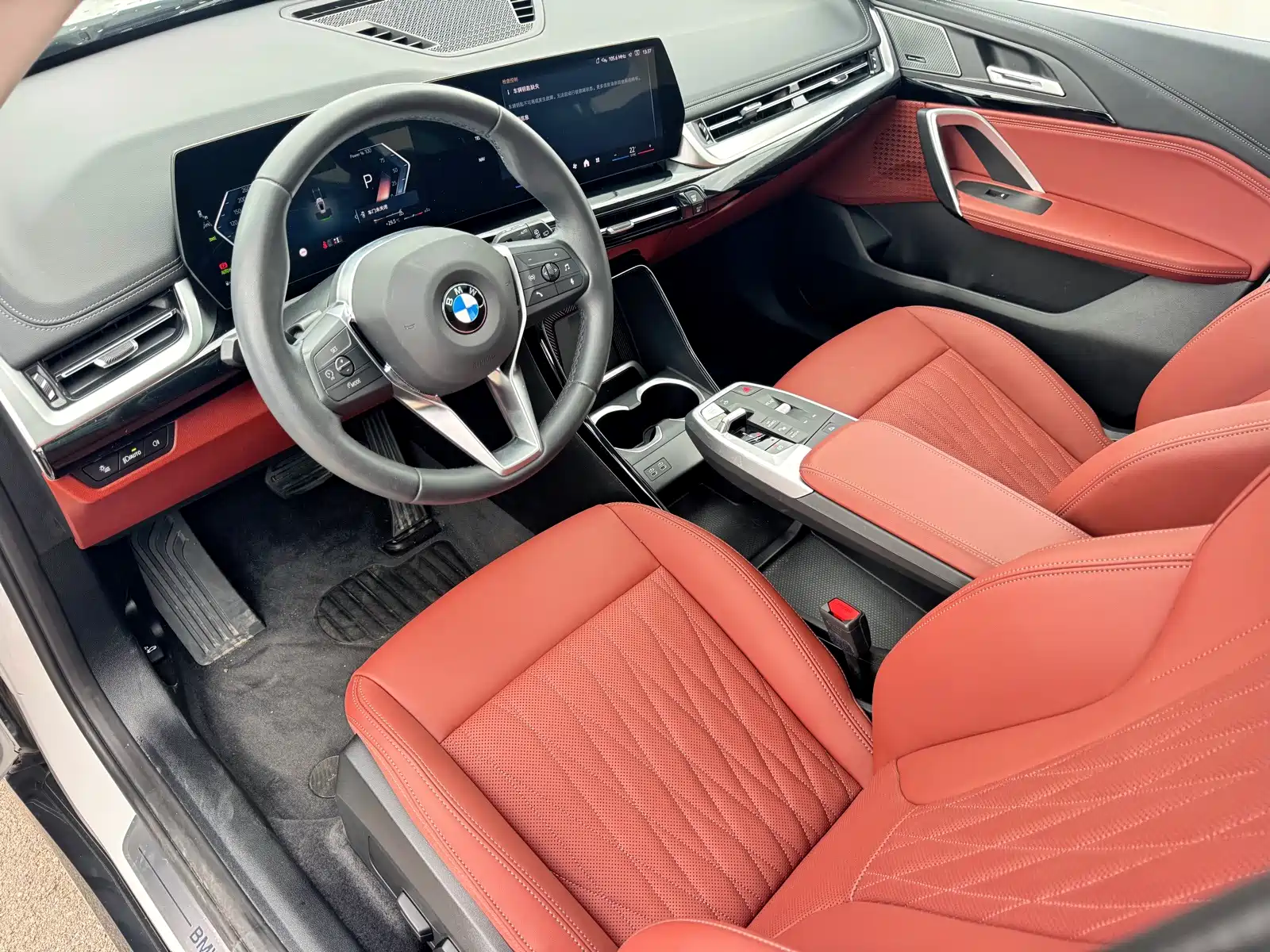 Фото 10 - BMW X1