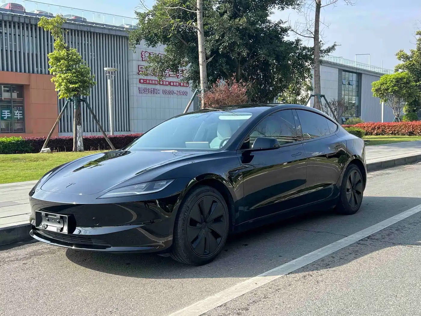 Tesla Model 3 2023