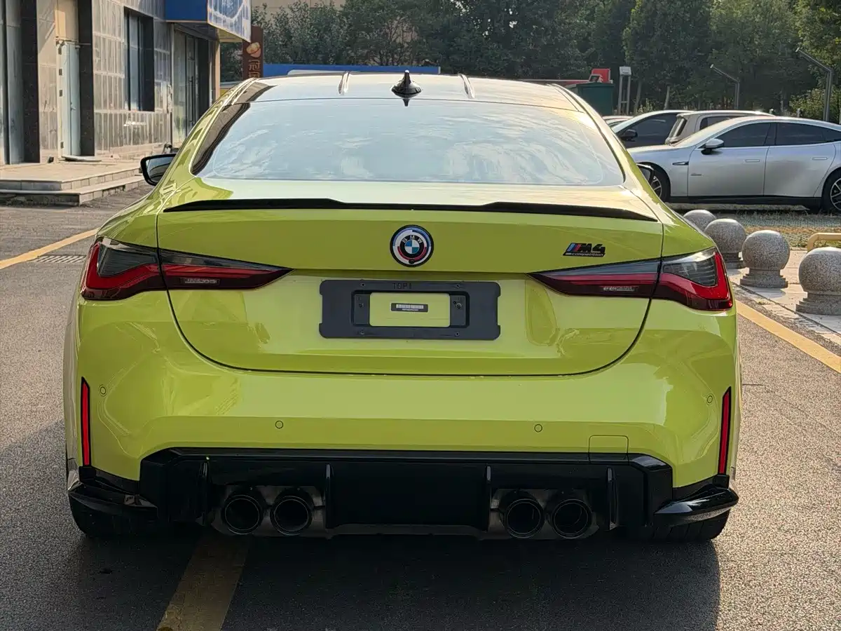 Photo 5 - BMW M4