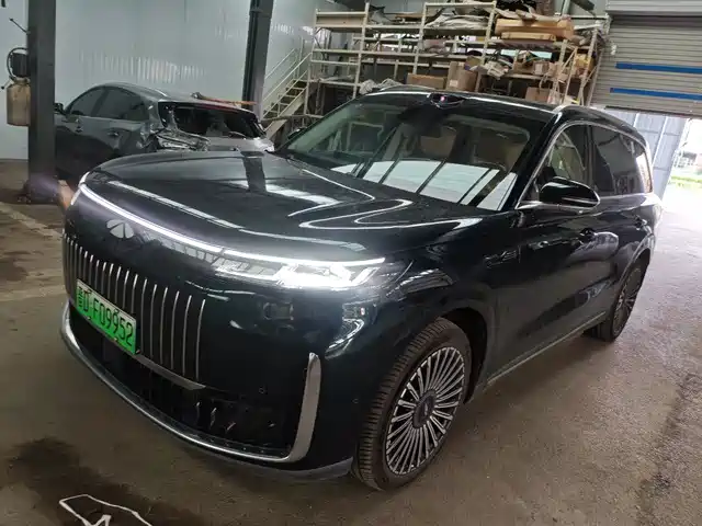 Chery Fengyun Fengyun T11 2025