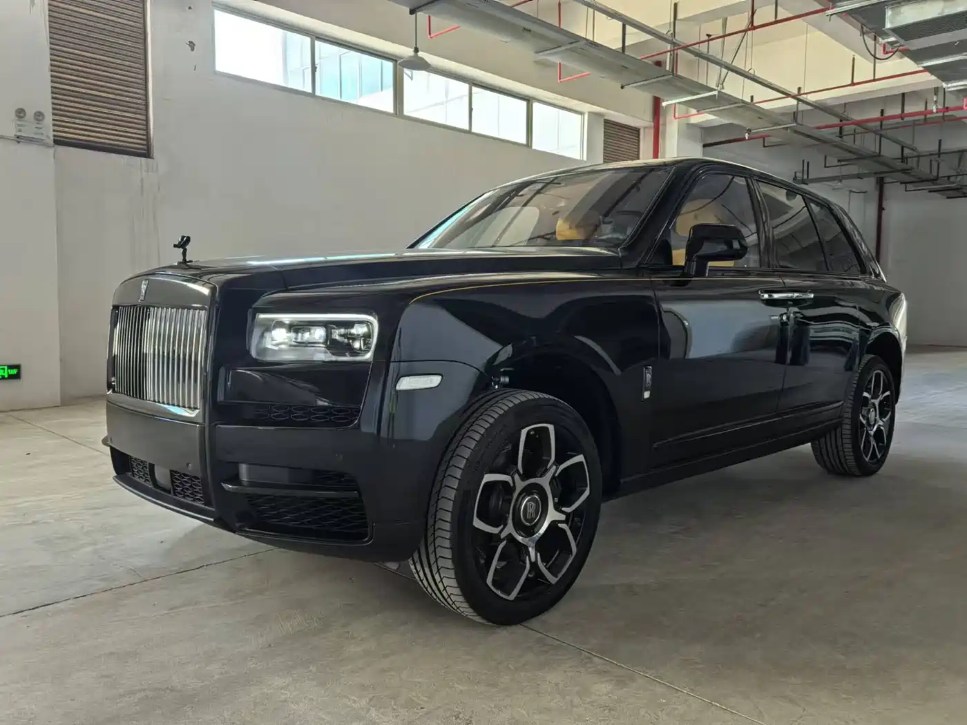 Rolls-Royce Cullinan 2024 Black Badge