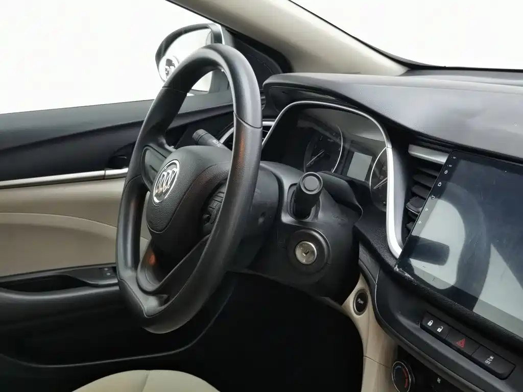 Фото 22 - Buick Excelle