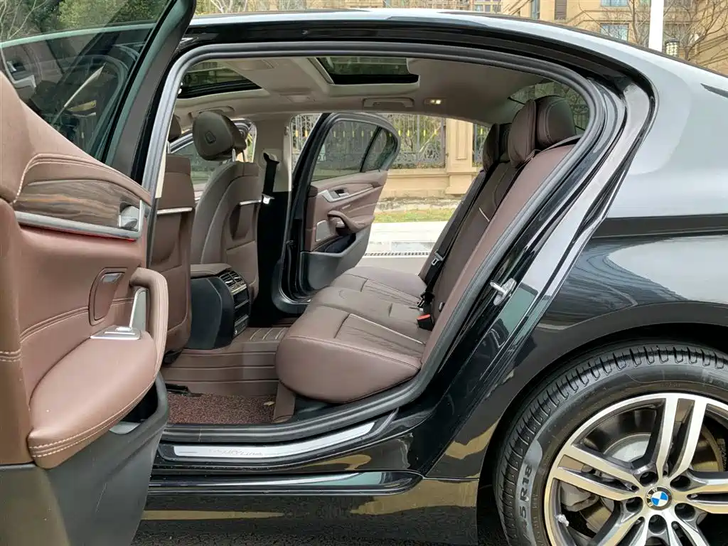 BMW 5 Series 2022 Model Second Facelift 530Li Leading Luxury Package фото 14