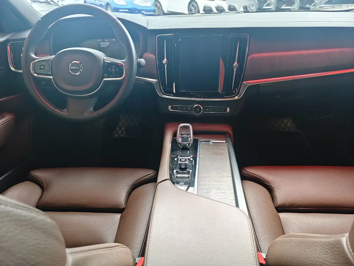 Volvo S90 2021 Model B5 Inscription Luxury Edition фото 10