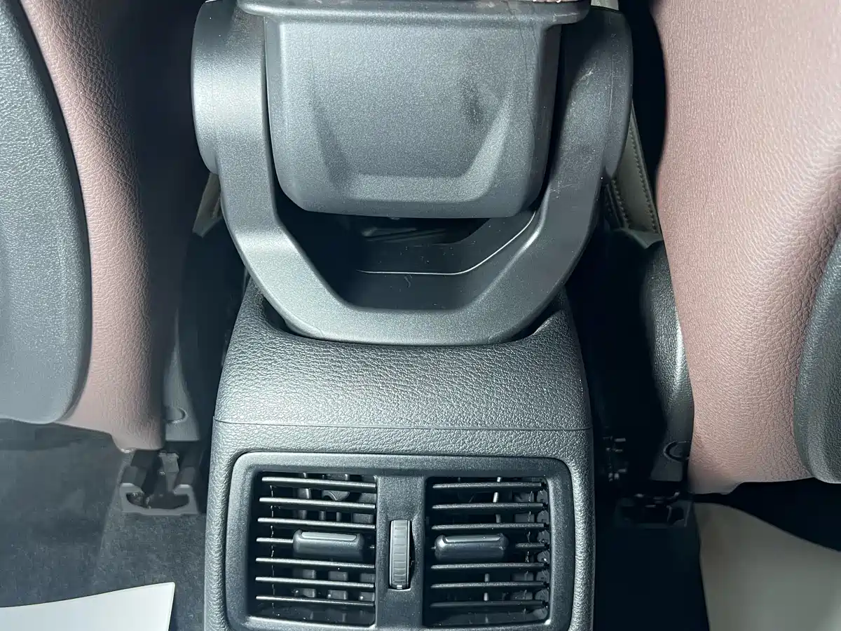 BMW X1 2021 Facelift sDrive20Li Fashion фото 18