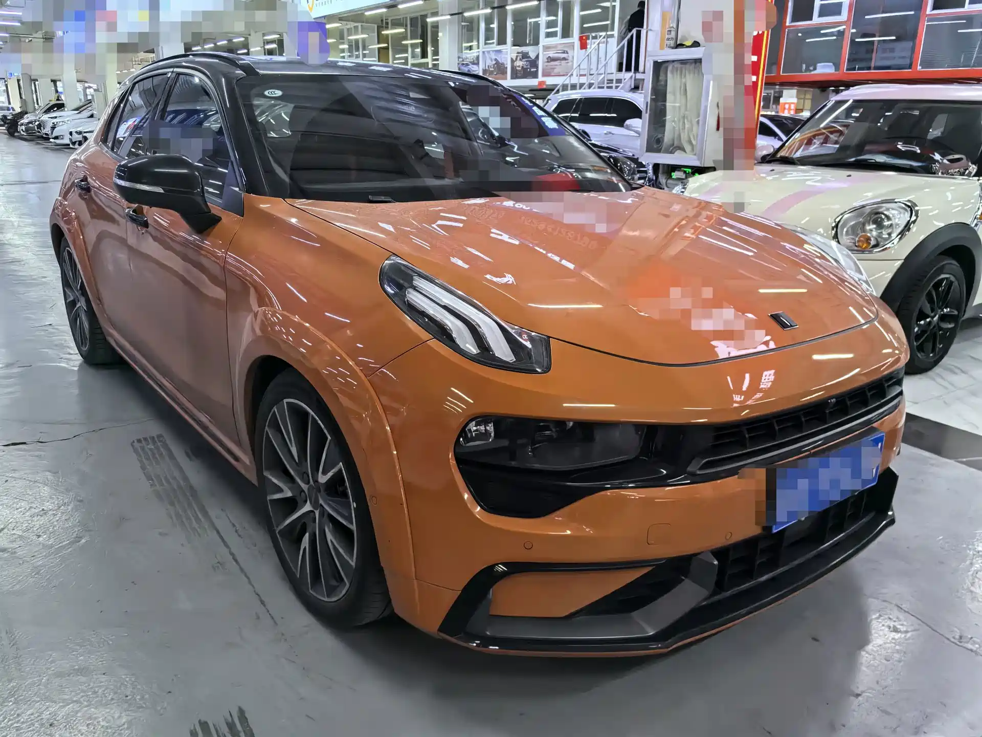 Фото 3 - Lynk & Co 02 Hatchback