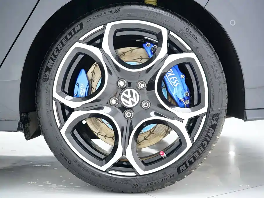 Volkswagen Golf GTI 2025 2025 380TSI DSG GTI