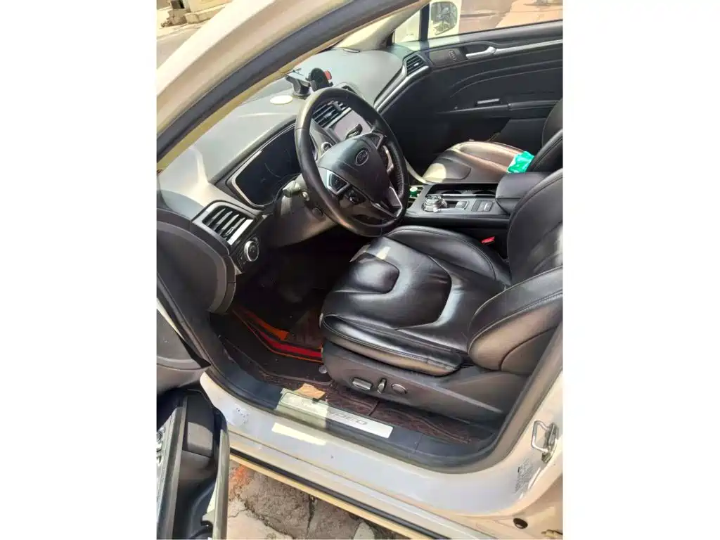 Photo 3 - Ford Mondeo